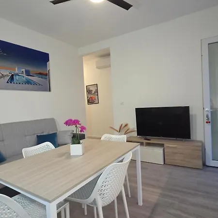 Gigi House - Piazza Mazzini - 200m Dal Mare Con Posto * Lido di Jesolo