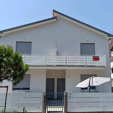 Gigi House - Piazza Mazzini - 200m Dal Mare Con Posto * Jesolo